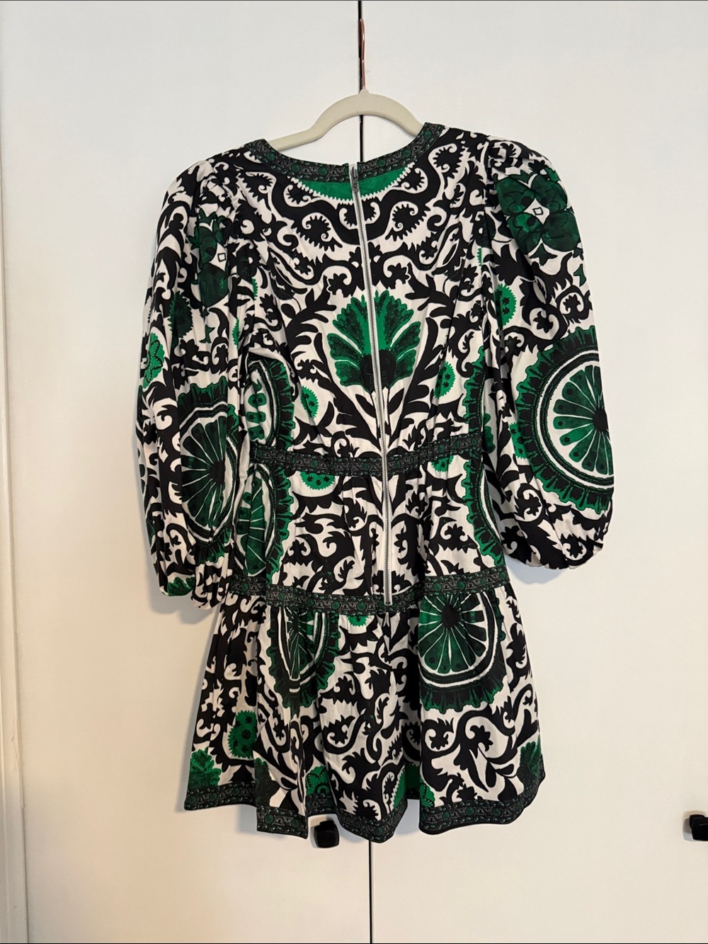 Alice + Olivia Black and Green Baroque Mini Dress - Picture 4 of 4